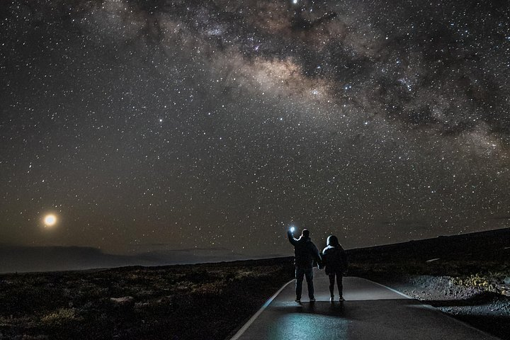 The only tour company to start at least 1.5 hours after sunset when the stars will be the clearest.